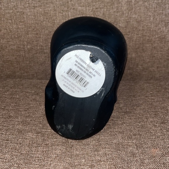 Creative Design 7 in Polyresin Sugar Skull - Picture 7 of 8